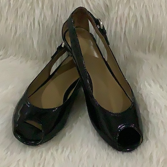 Nine West black flat shoes size 7.5 - Picture 1 of 8